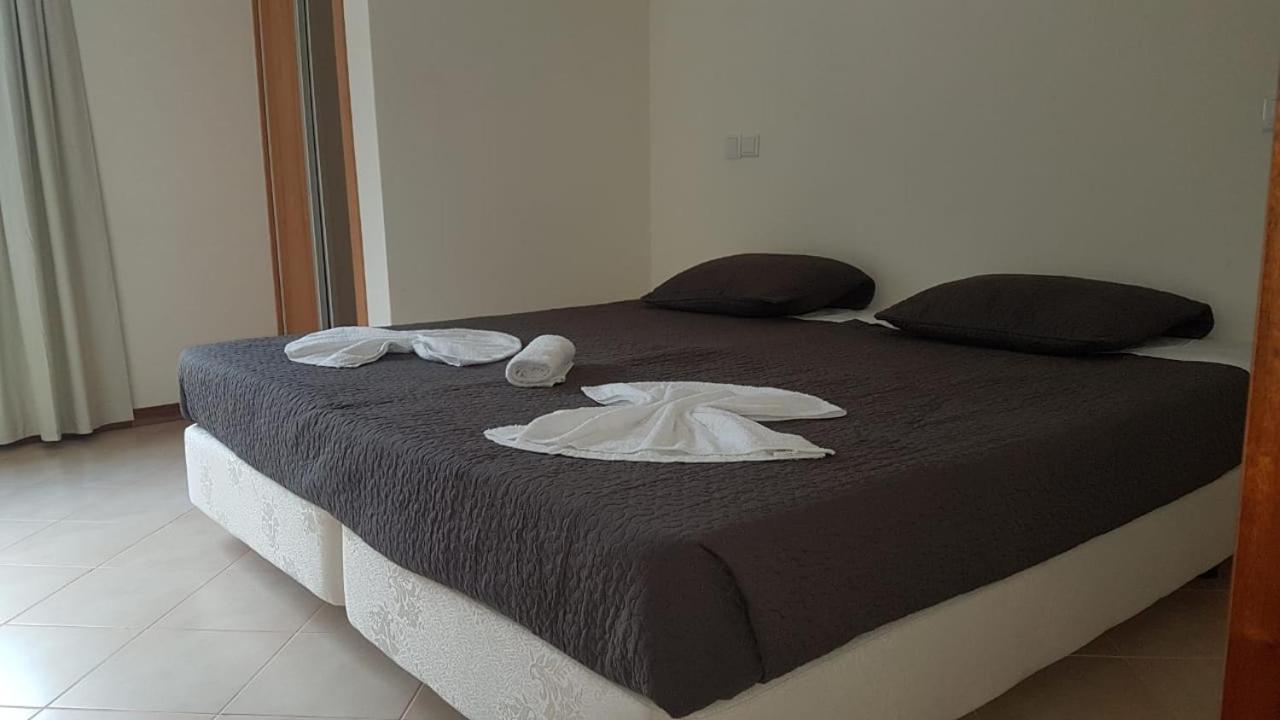 Hotel Residencial Lela D'Fermina Pombas Esterno foto